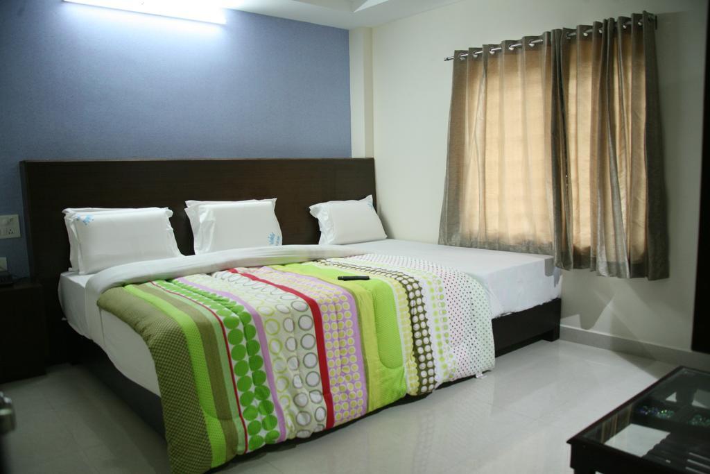 Kvp Inn Tirupati Room photo