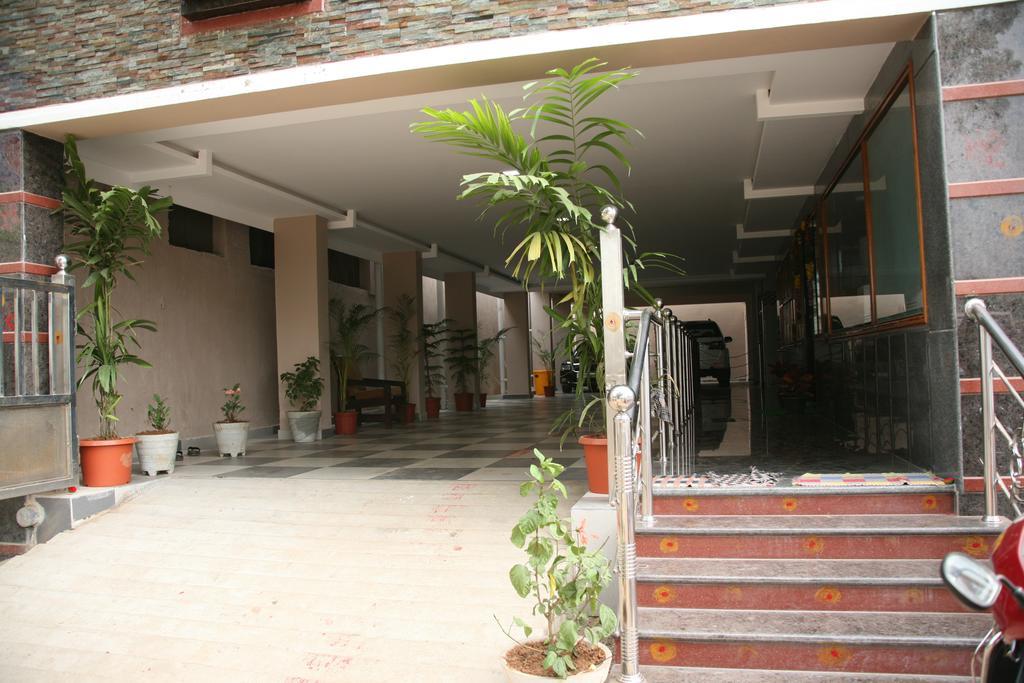 Kvp Inn Tirupati Exterior photo